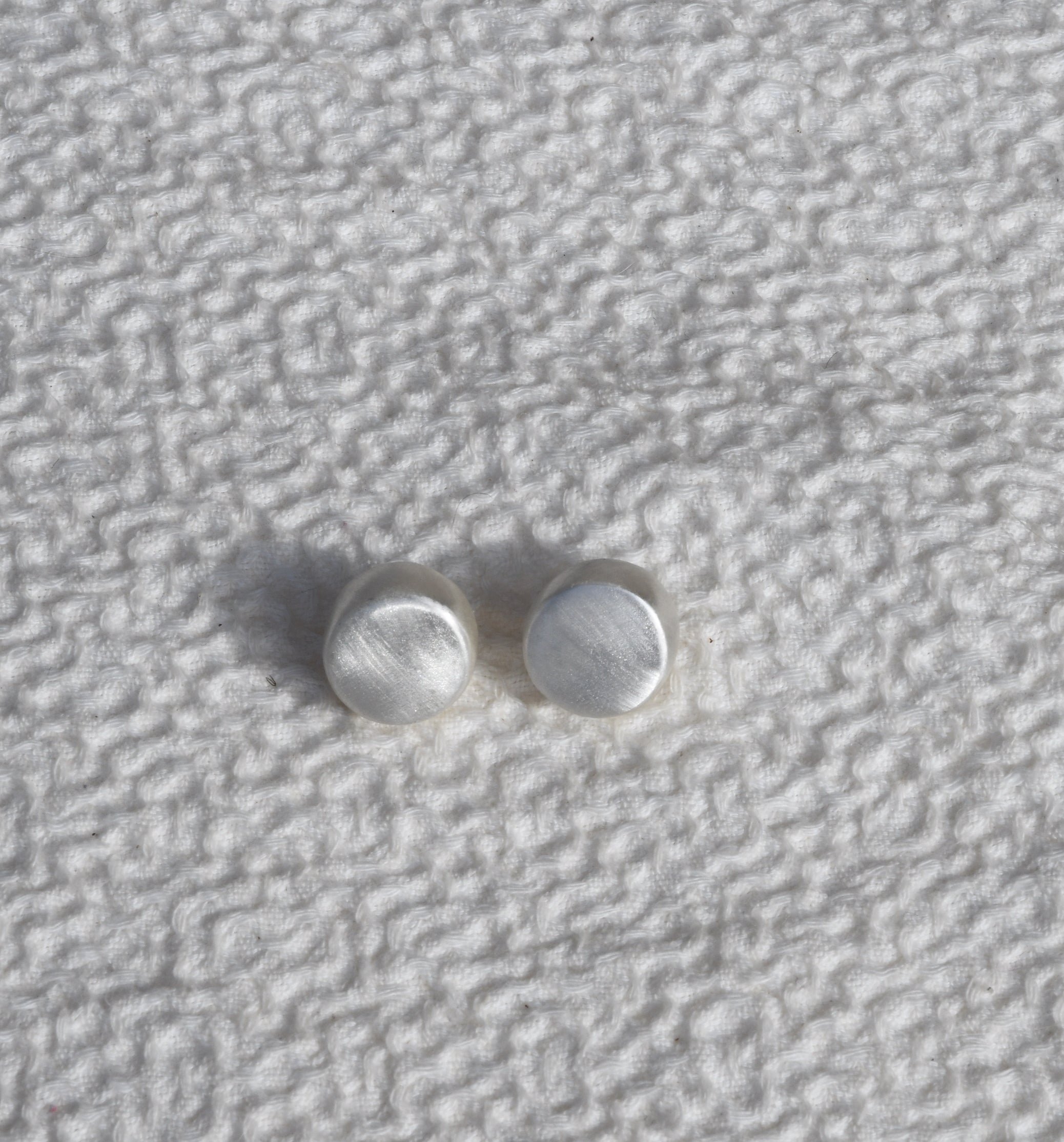 Tiny Box earrings