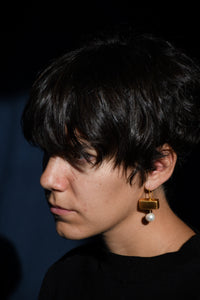 Rectaglural Box earrings with Pearls